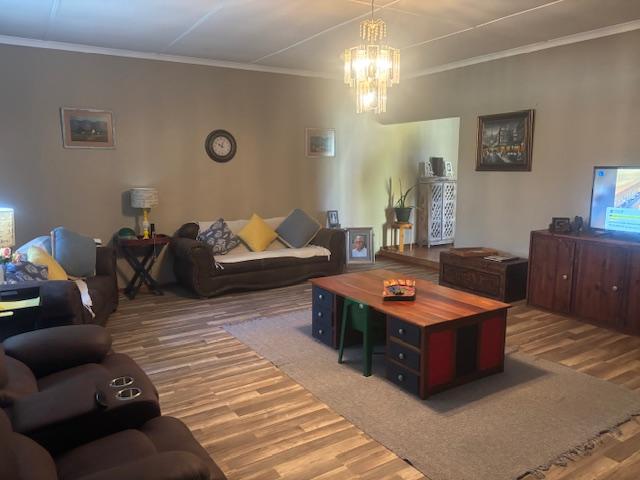 3 Bedroom Property for Sale in Leeudoringstad North West
